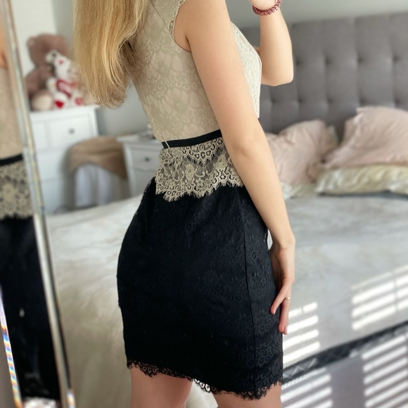 🔥MAGGY LONDON IVORY COCKTAIL LACE MINI DRESS - Picture 9 of 10